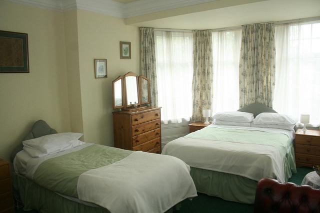 The Knoll Guesthouse Newport  Cameră foto