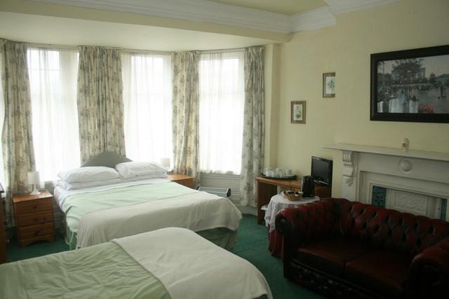 The Knoll Guesthouse Newport  Cameră foto